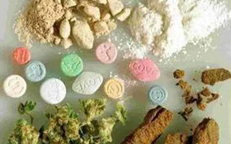 tipi droga cocaina erba hashish eroina tipi droga cocaina erba hashish eroina